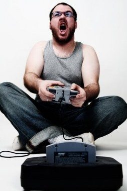 Christliche Gamer: Das ist für alle die gerne am Pc oder an der konsole Zocken, besonders Online.